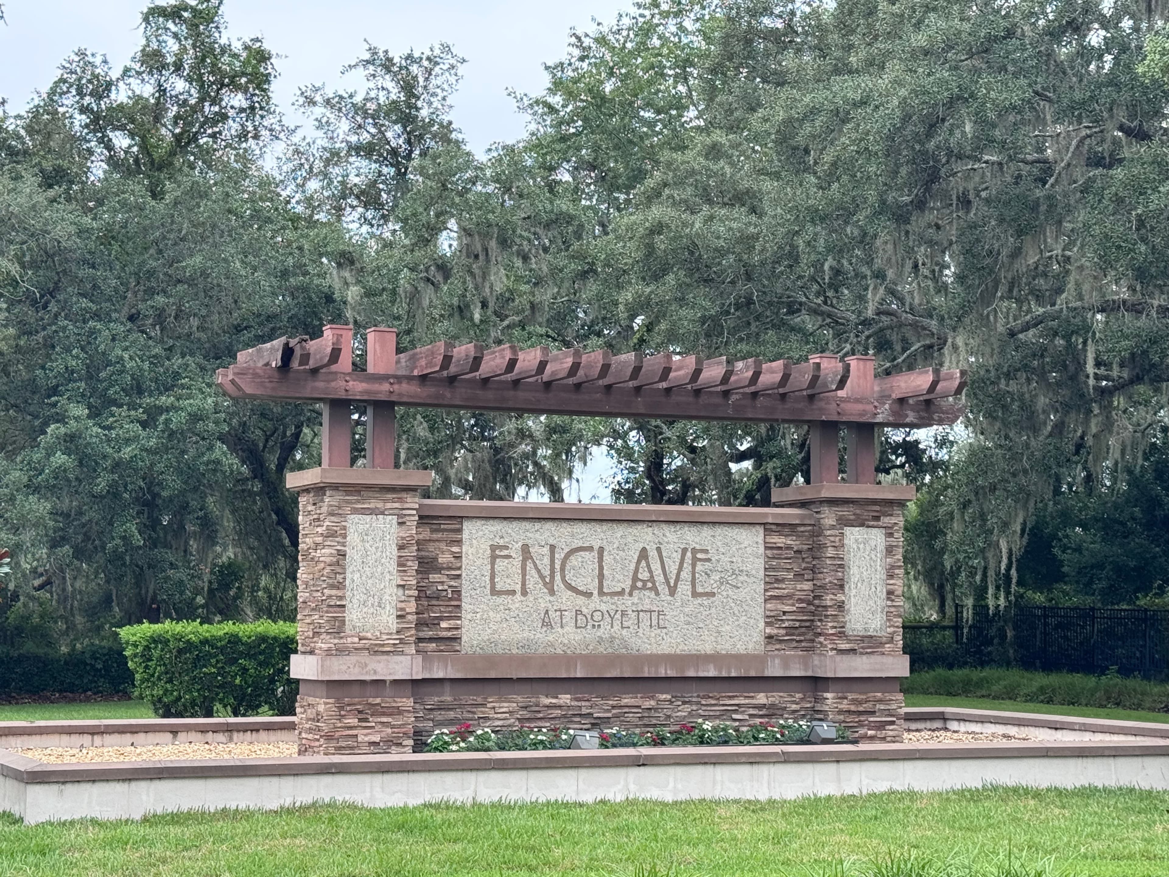 Enclave at Boyette community entrance sign in Riverview FL, a master-planned neighborhood in south Hillsborough County